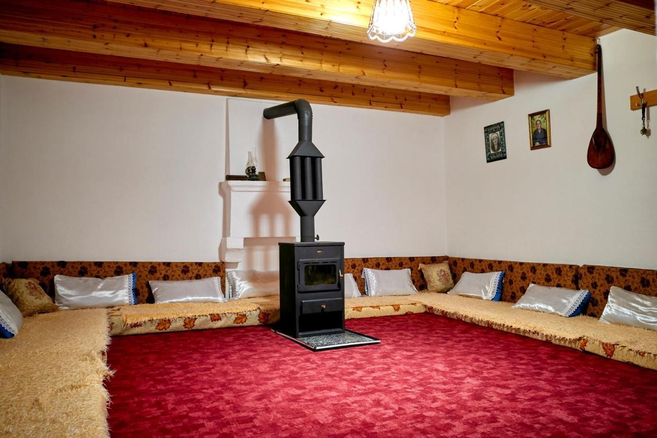 Guesthouse Shtini Fshat Exterior foto